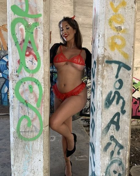 blowjob brunette onlyfans beautiful naked picture