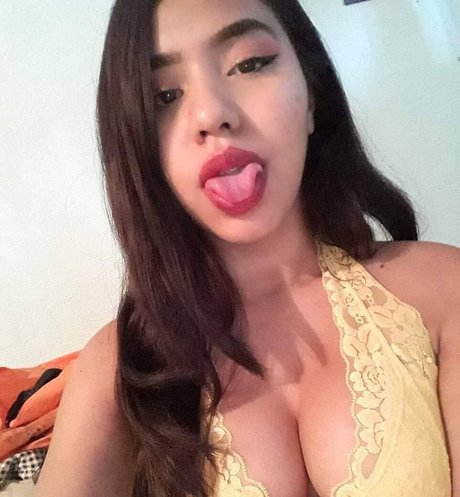 iNoheli erotic star photo