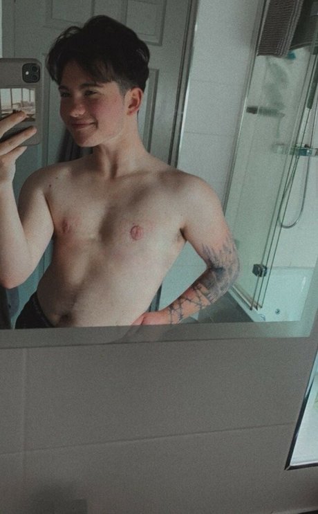 Eric Wakeham adult model images