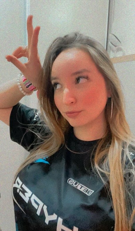 Bun1aca free actress gallery