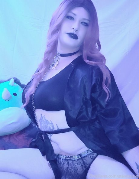 stevieslays model nude pictures