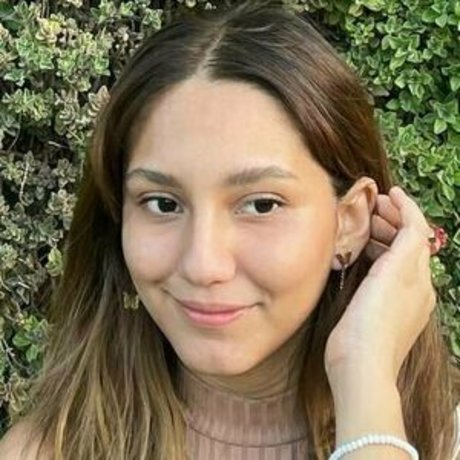 estelagomez nudes model pic