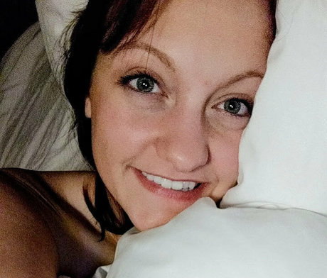 theradicalfox model nude photo