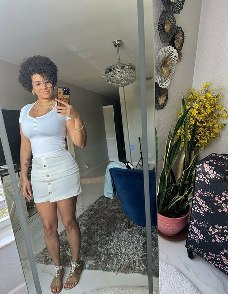 thick girls onlyfans beautiful pic