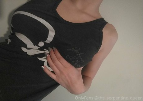 adalindgrayxo model hot gallery