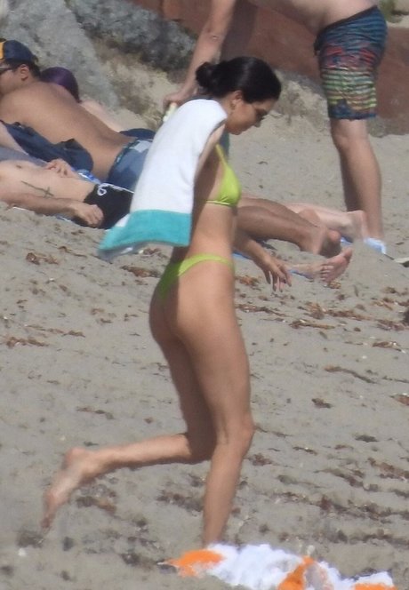 Kendall Jenner model nude image