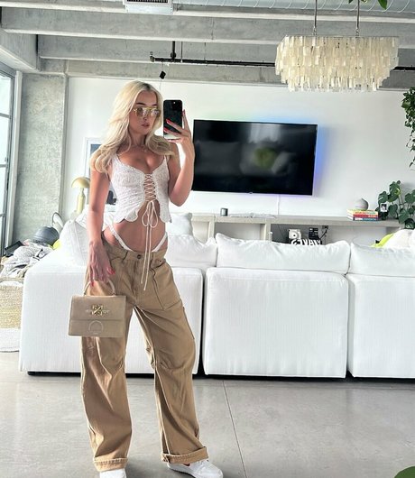 small onlyfans sexy nudes gallery