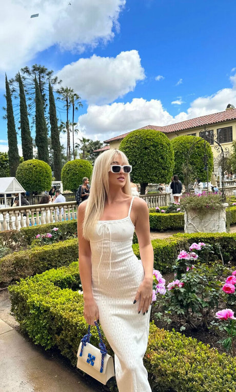 Madds beautiful model photos