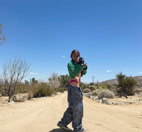 Maisy Stella model best images