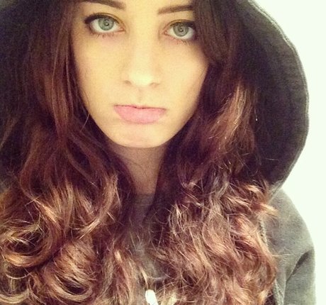 MalAfterMidnight high quality star pictures