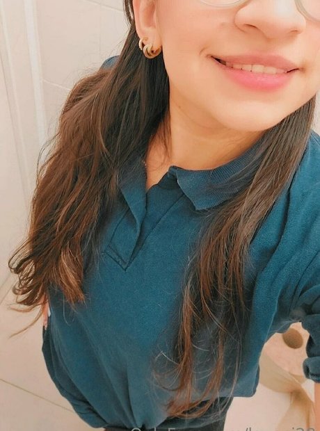 laveci28 model exclusive picture