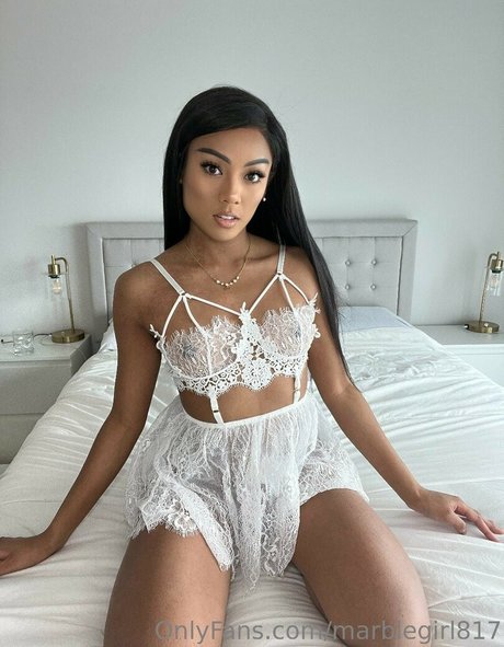 Sophievanmeter hot model images