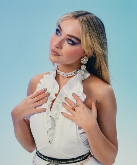 asian cum onlyfans naked photo