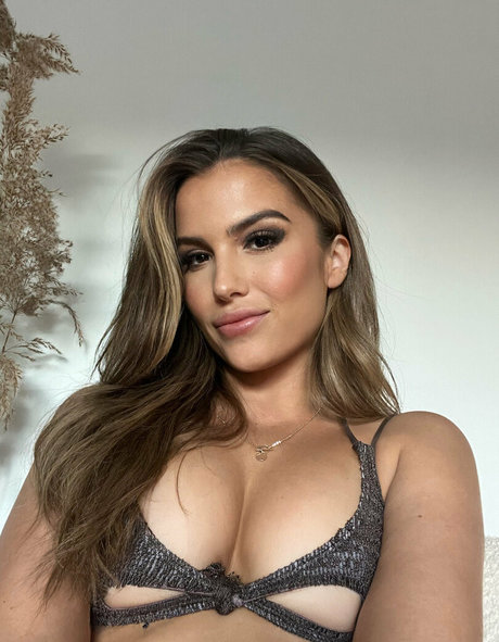 Love Island Millie Brown nice model archive