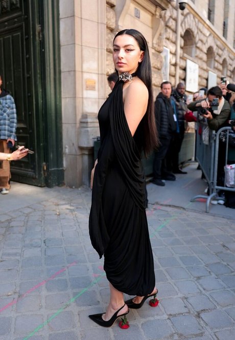 perfect shemale onlyfans art xxx pictures