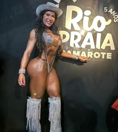 Gracyanne Barbosa model naked picture