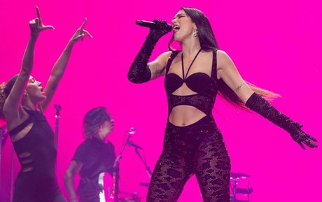 Dua Lipa best actress photo