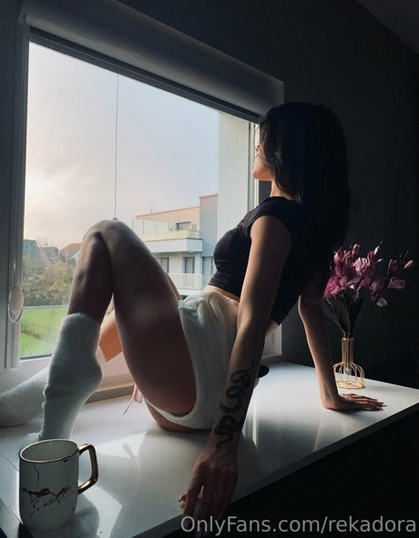 rekadora naked actress photo