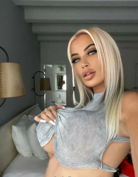 princess nude onlyfans top img