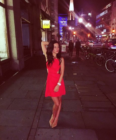 Tammin Sursok pretty actress pics