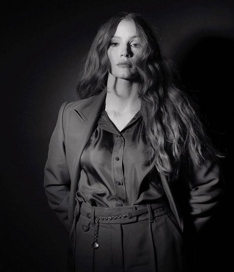 Jessica Chastain model art pics