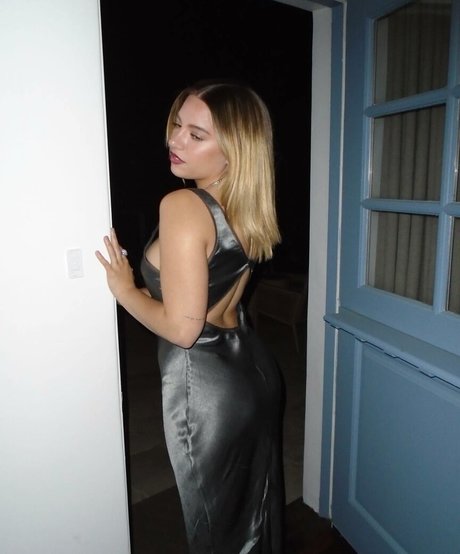 non nude onlyfans hot sexy pic