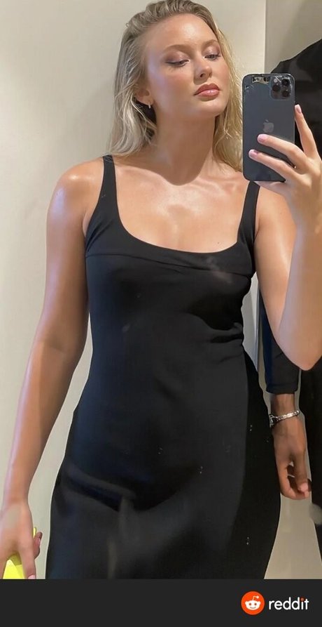 Zara Larsson art actress gallery