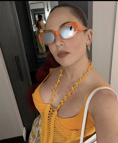 Joanna Jojo Levesque model hd picture