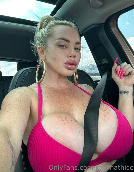 katrinathicc pornstar naked archive