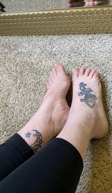 ebony smoking onlyfans sexy nudes galleries