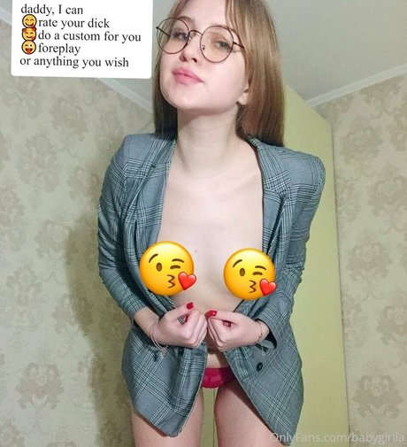 baby333rlia adult model image