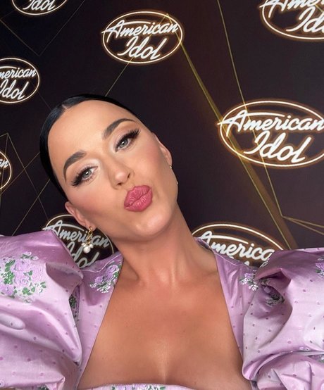 Katy Perry porn model gallery