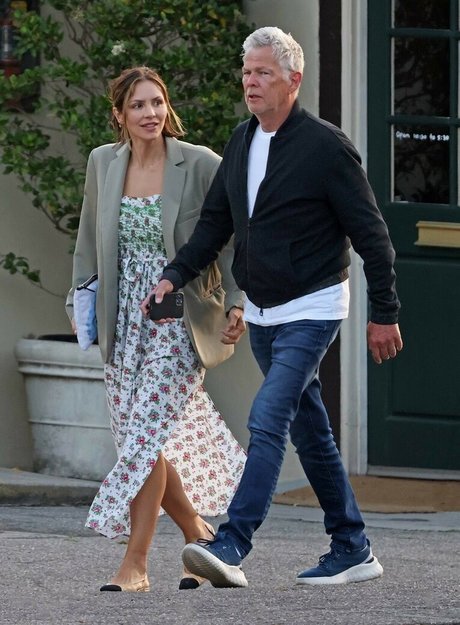 female popular onlyfans free nude photo