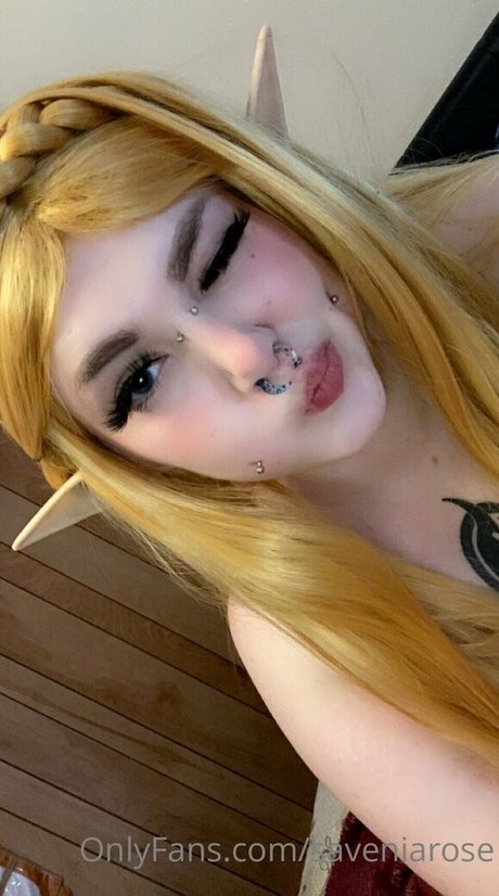 saveniarose model pretty photos