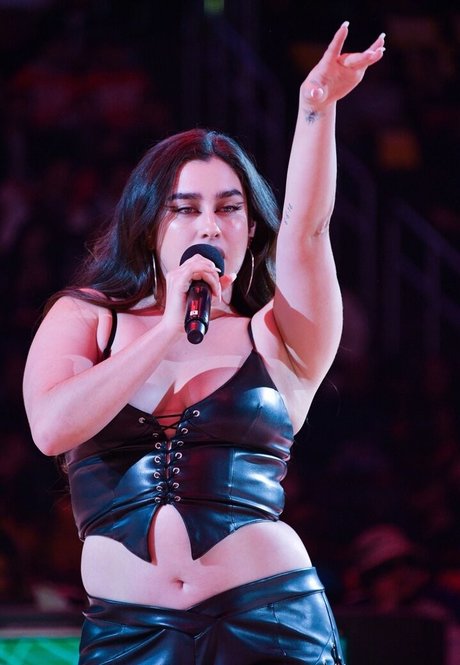 Lauren Jauregui beautiful model image