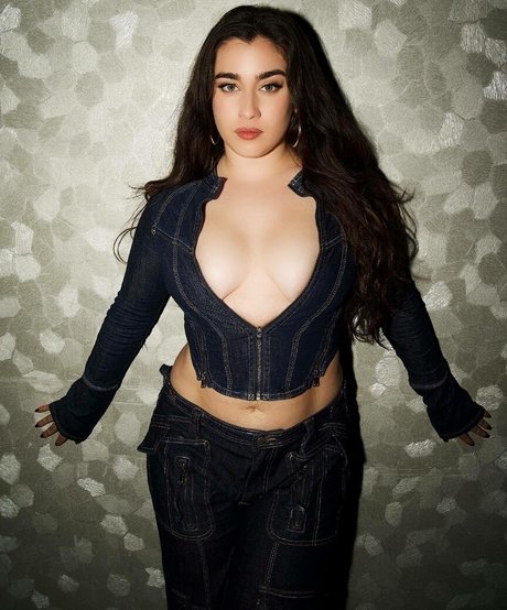 Lauren Jauregui pornstar nice img