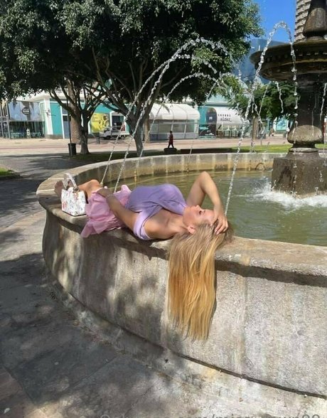 miss dawn99 star erotic pictures