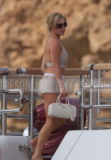 emo onlyfans nice picture