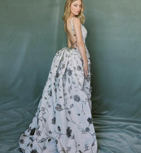 college girl onlyfans hot image