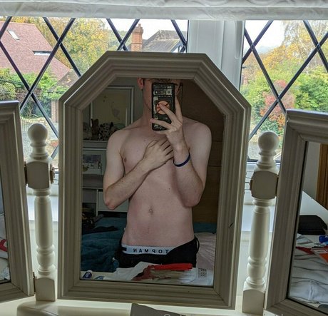 twinkharryxx model pornographic images