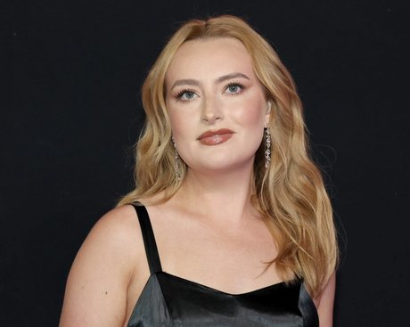 mature fake tits onlyfans hot naked picture