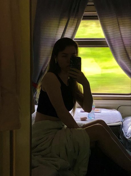 ASMR MOOD adult actress gallery