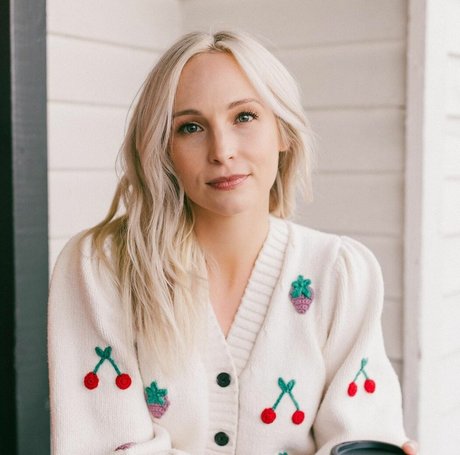Candice King top model image