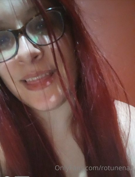 rotunena2 pornstar hot pictures