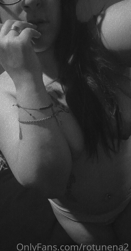 rotunena2 sexy star archive