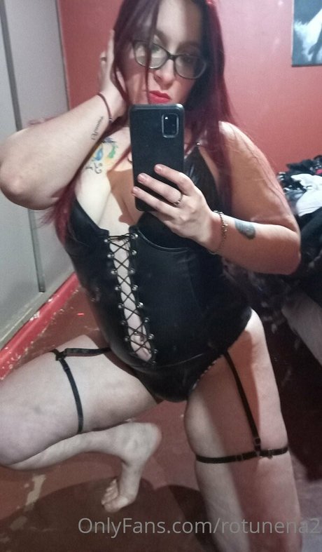 rotunena2 sex model image