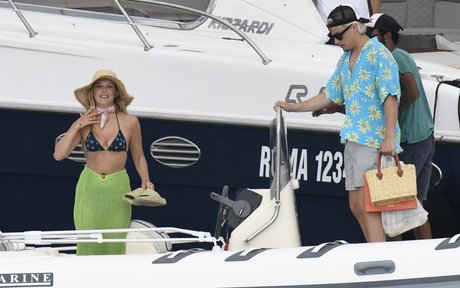 teen shower onlyfans nude pic