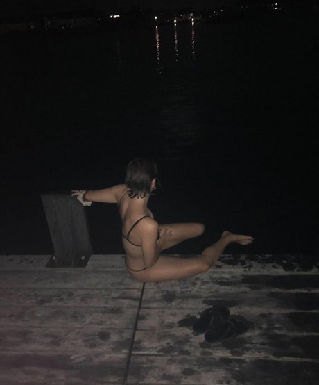 Shelley Hennig pornstar nice image