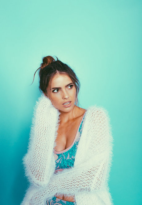 Shelley Hennig nice model gallery