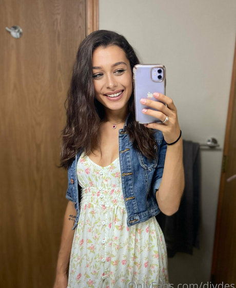 diydes model exclusive pic